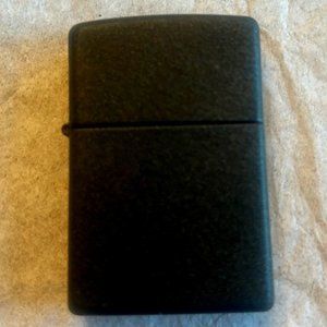 Zippo Black Matte Lighter - 25% discount for a bundle of 4!